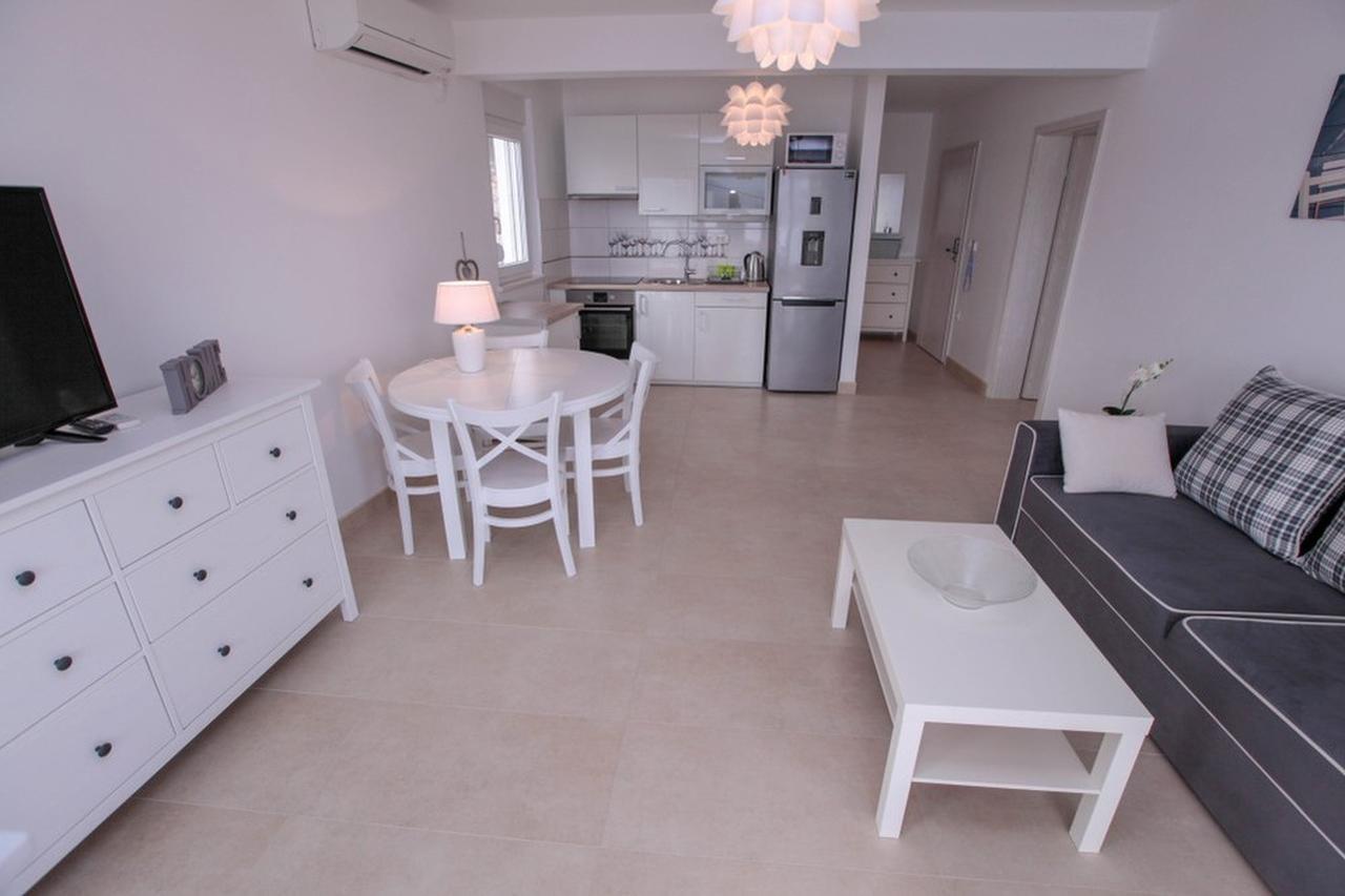 Apartments Zoya Klek Exterior photo